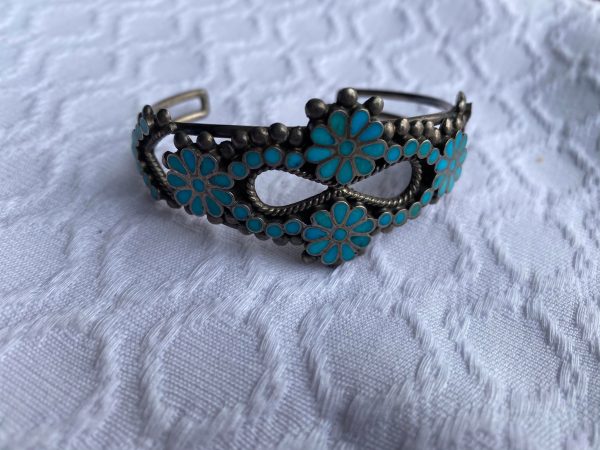 Vintage Zuni Matthew And Rosemary M&R Signed Sterling Turquoise flush inlay flower cuff bracelet - Image 6