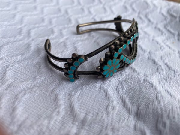 Vintage Zuni Matthew And Rosemary M&R Signed Sterling Turquoise flush inlay flower cuff bracelet - Image 7