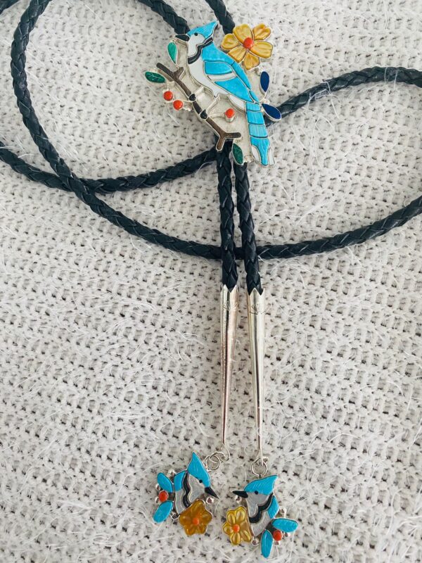 Zuni Randy Pinto Signed Sterling Silver Blue Jay & Flowers Bolo Tie and Matching Blue Jay Tips/
