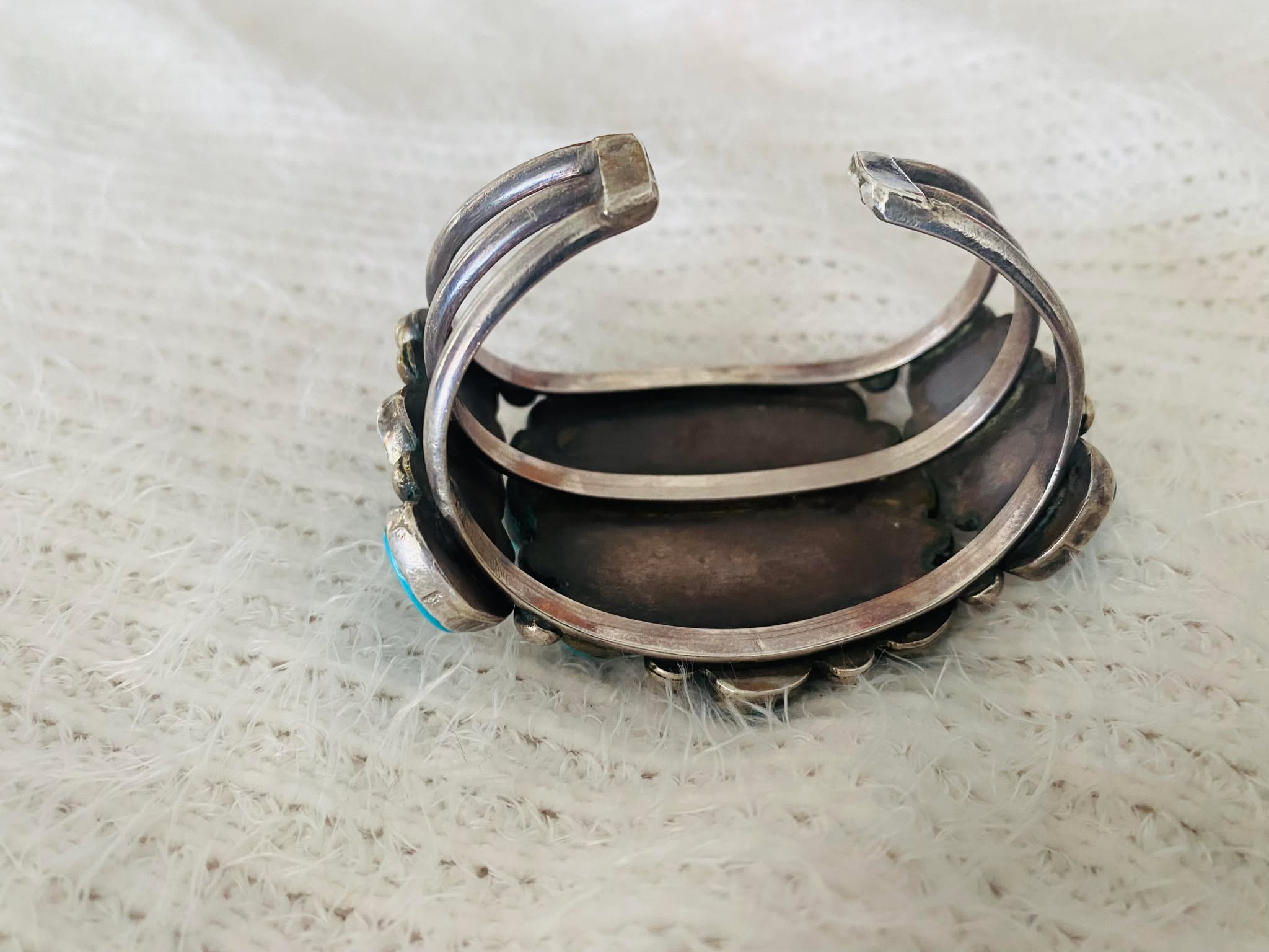 Navajo Vintage Sterling Silver Turquoise Flower Cluster Cuff Navajo Vintage Sterling Silver Turquoise Flower Cluster Cuff