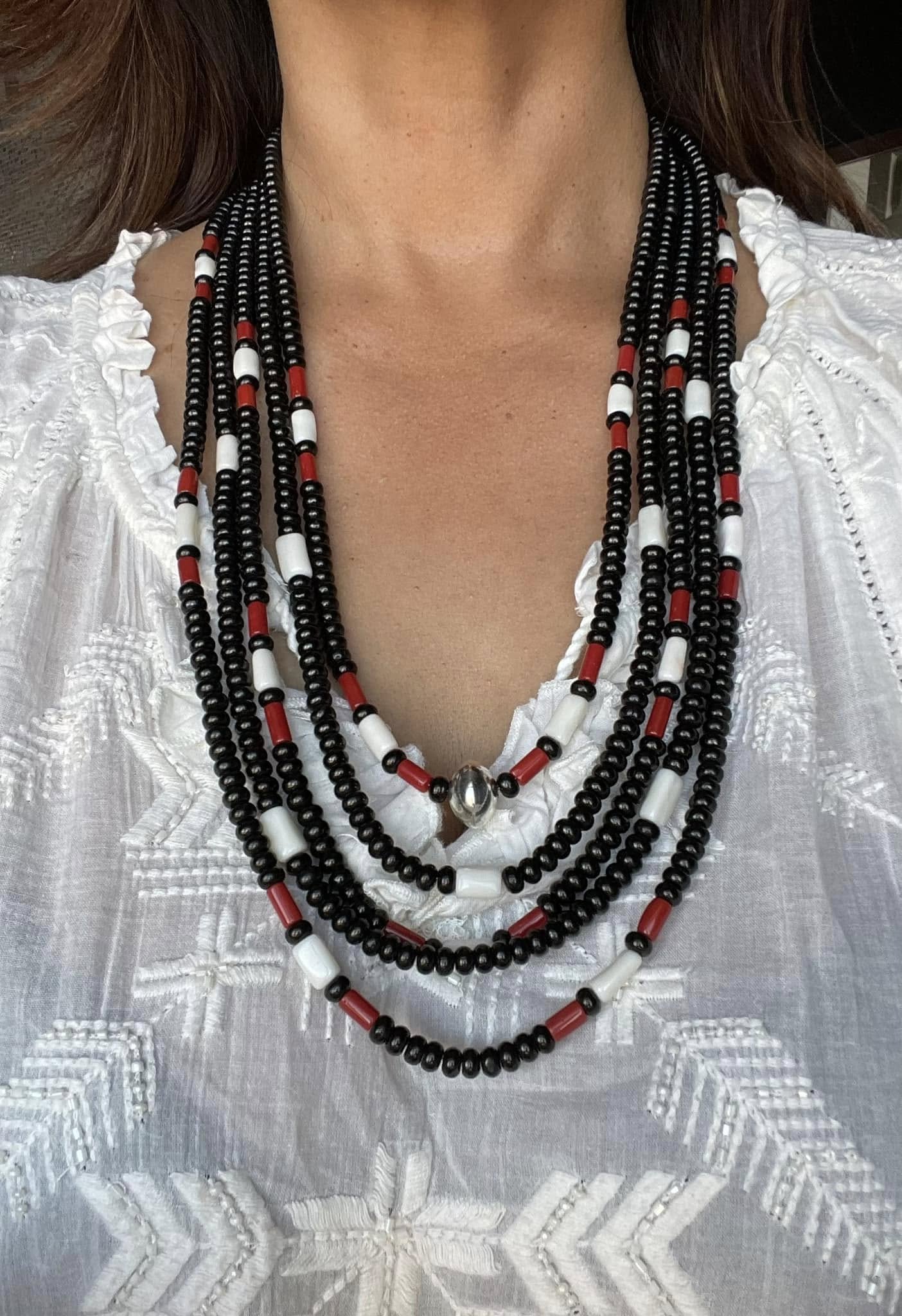 Zuni Jovanna Poblano Signed Sterling Silver Black Jet & Japanese,Italian Coral Strand Necklace 69/